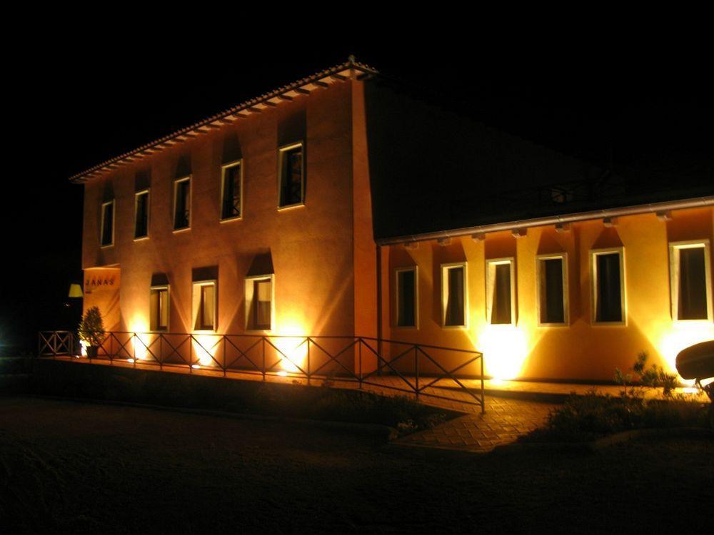 Janas Country Resort Mores Екстер'єр фото